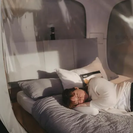 One Night In A Museum - Luna Sleep Cube Luneburg